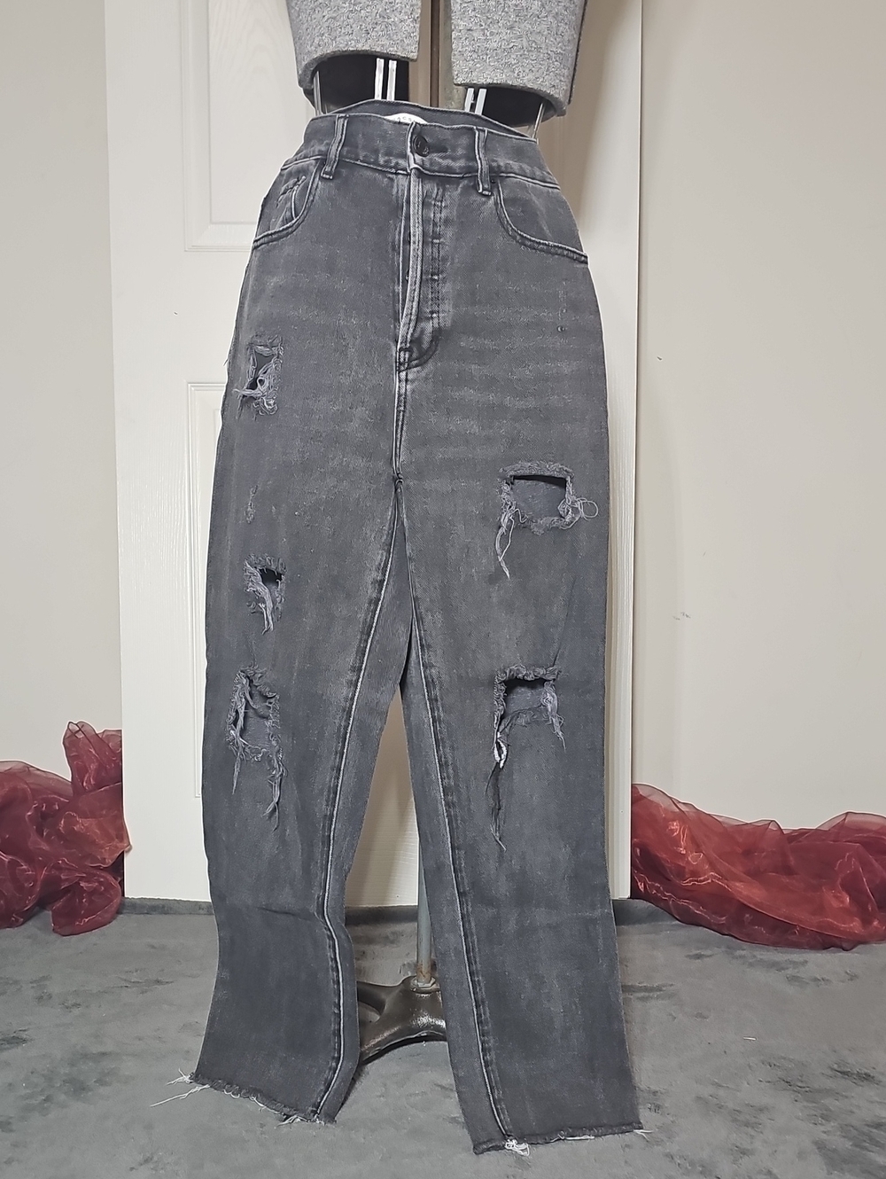 Pacsun Black Distressed Straight Leg High Rise Rough Hem Jeans Holes Size XS 26